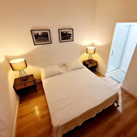 Le Marty 1 Apartment