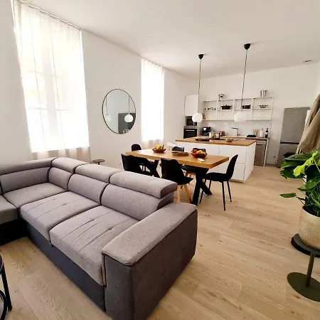 Le Marty 1 Apartment