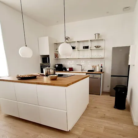 Le Marty 1 Apartment *