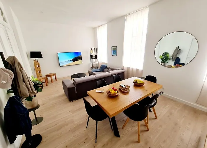 Le Marty 1 Апартаменты Каркассон