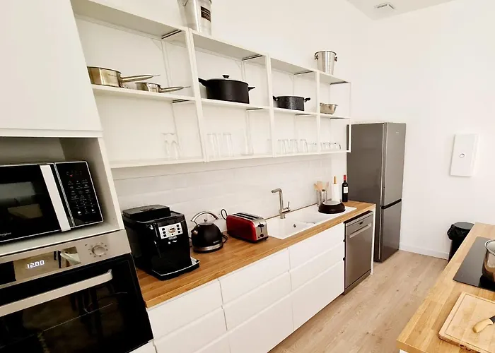 Le Marty 1 Апартаменты Каркассон